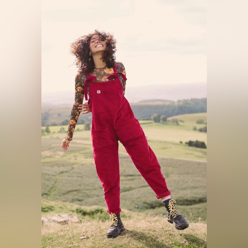 Lucy & Yak original style red overalls size 10